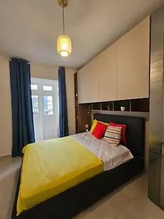 Near Valletta Ferry Two Bedrooms One Living *