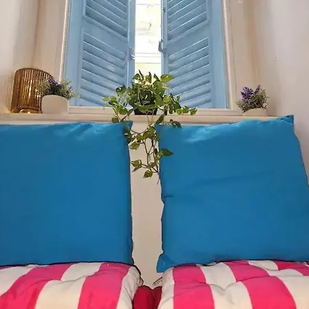 Near Valletta Ferry Two Bedrooms One Living Apartment